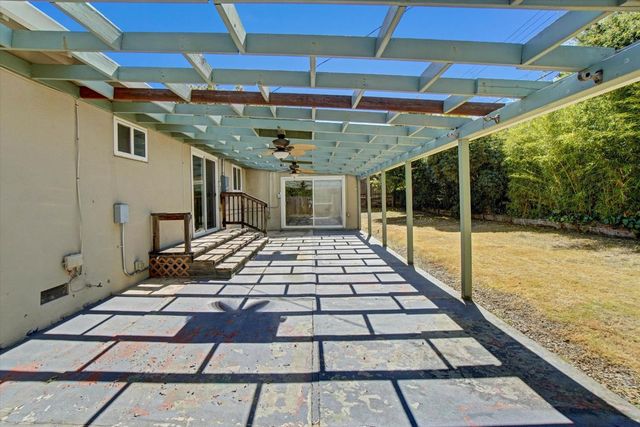 7966 Sunset Ave., Fair Oaks, CA 95628