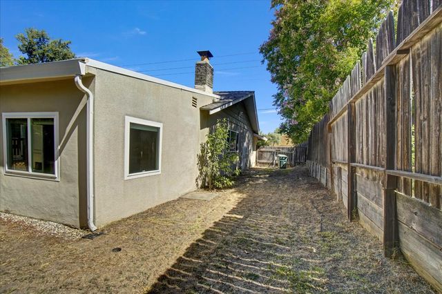 7966 Sunset Ave., Fair Oaks, CA 95628