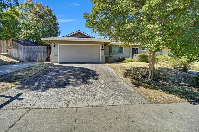 7966 Sunset Ave., Fair Oaks, CA 95628