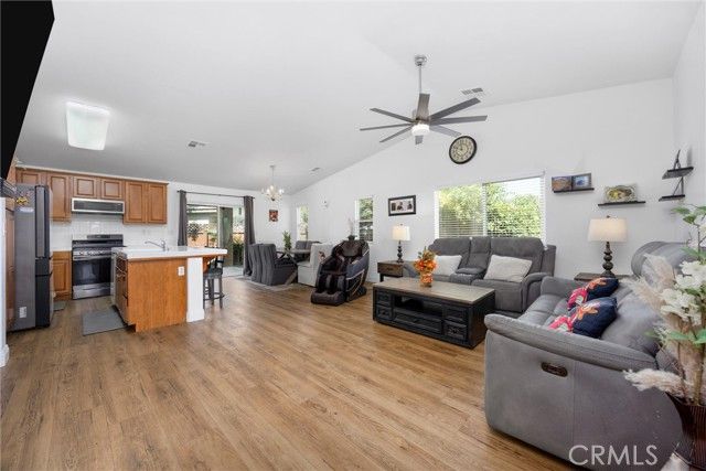 1503 English Fry, Bakersfield, CA 93311