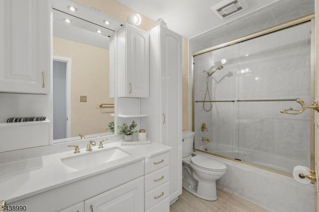 57 Livingston Ave, Edison Twp., NJ 08820
