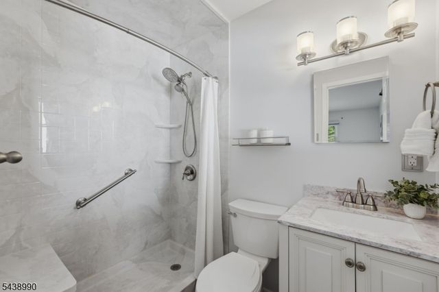 57 Livingston Ave, Edison Twp., NJ 08820