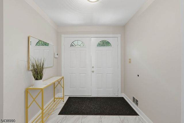 57 Livingston Ave, Edison Twp., NJ 08820