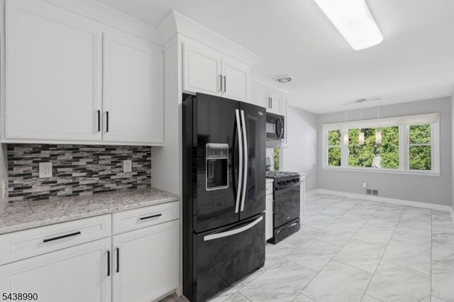 57 Livingston Ave, Edison Twp., NJ 08820