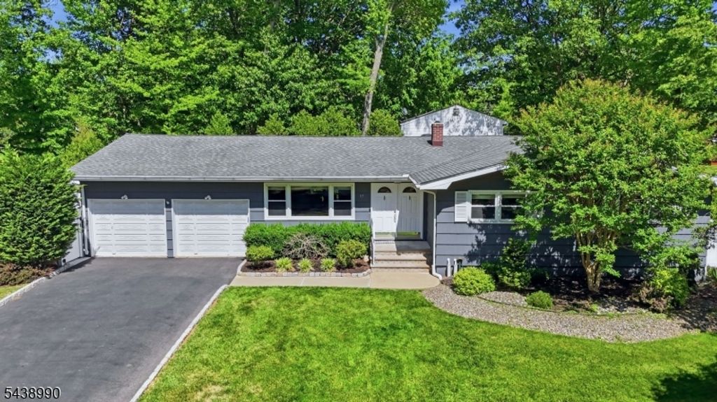 57 Livingston Ave, Edison Twp., NJ 08820