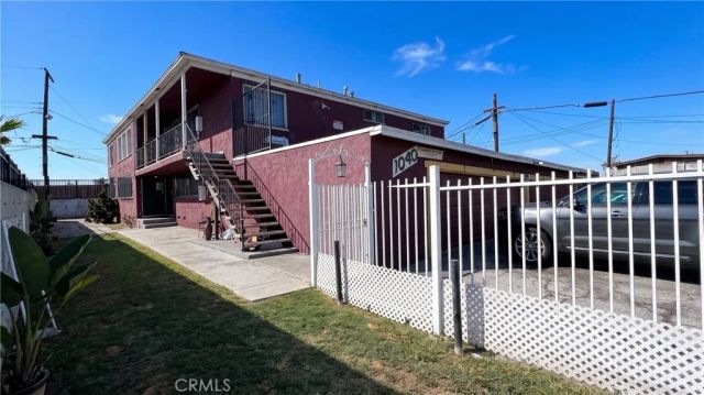 1040 W Reeve, Compton, CA 90220