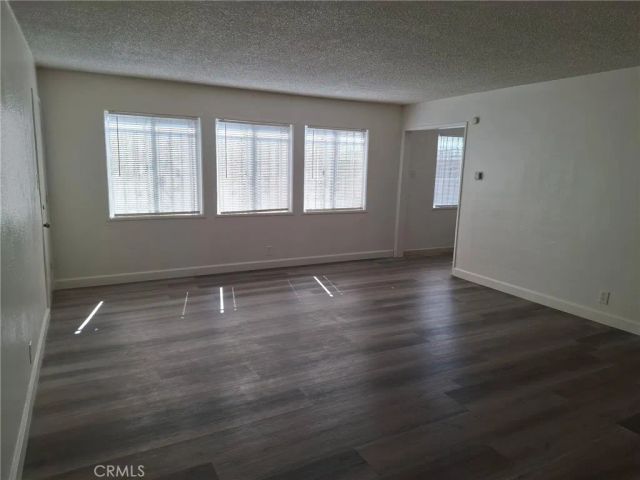 1040 W Reeve, Compton, CA 90220