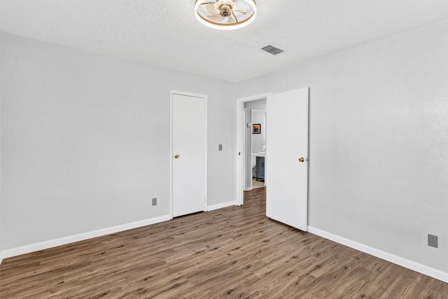 119 Kessler Drive, Granbury, TX 76048