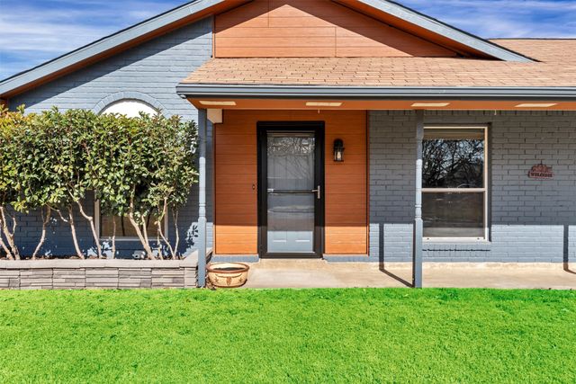 119 Kessler Drive, Granbury, TX 76048