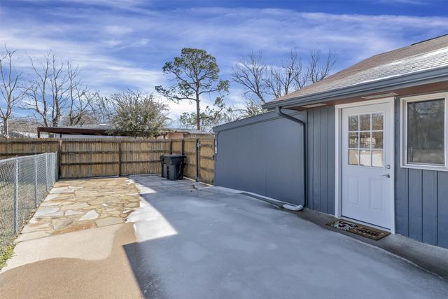 119 Kessler Drive, Granbury, TX 76048