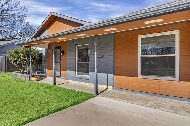 119 Kessler Drive, Granbury, TX 76048