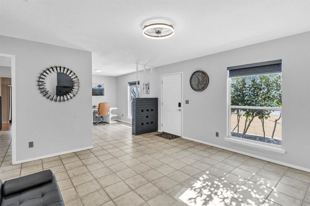 119 Kessler Drive, Granbury, TX 76048