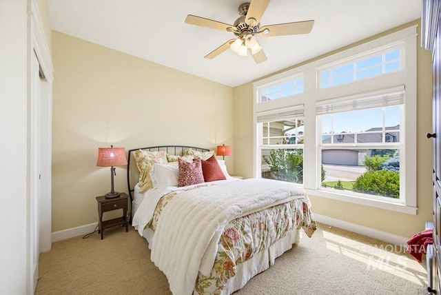 138 W Thornberry Ct, Boise, ID 83702