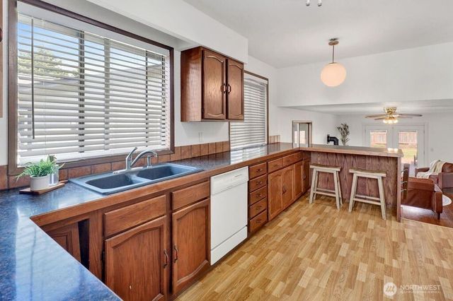 6078 Sunshine Drive, Ferndale, WA 98248