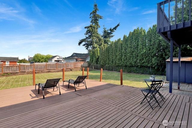 6078 Sunshine Drive, Ferndale, WA 98248