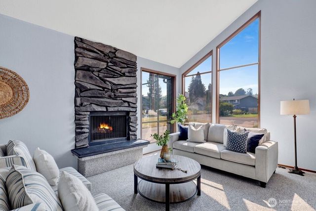 6078 Sunshine Drive, Ferndale, WA 98248