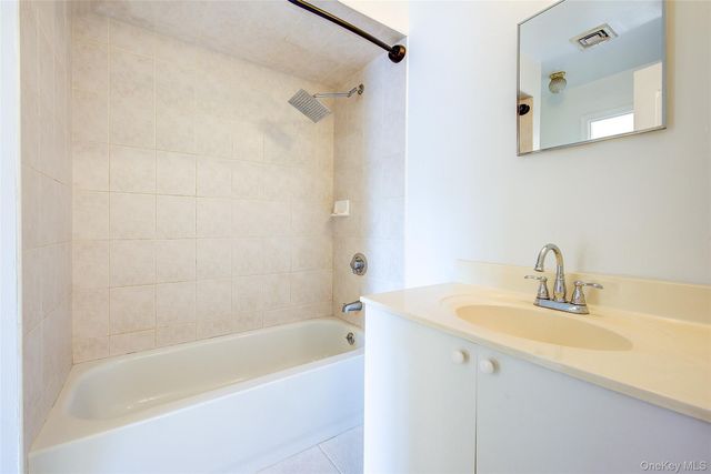 3102 Richmond Terrace, Staten Island, NY 10303