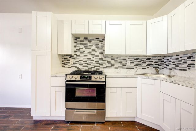 3102 Richmond Terrace, Staten Island, NY 10303