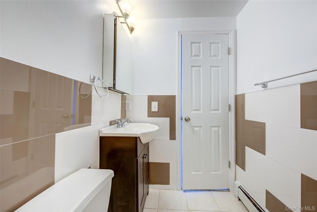 3102 Richmond Terrace, Staten Island, NY 10303