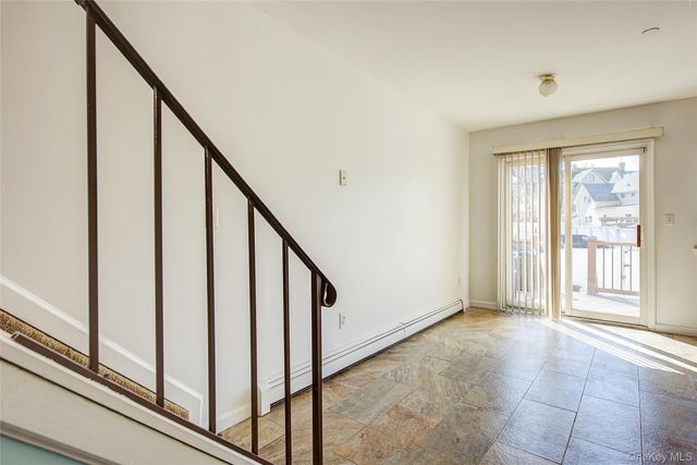 3102 Richmond Terrace, Staten Island, NY 10303