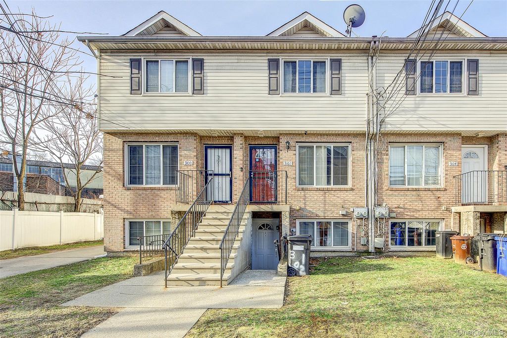 3102 Richmond Terrace, Staten Island, NY 10303