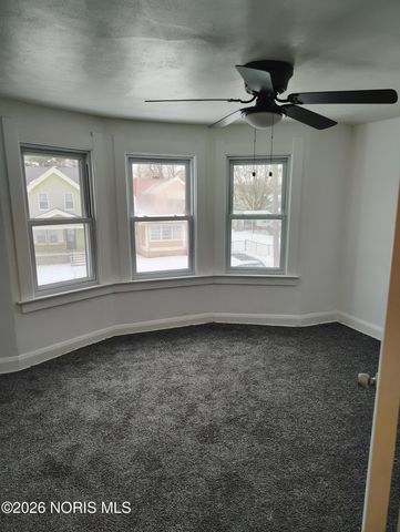 3233 Jeannette Avenue, Toledo, OH 43608