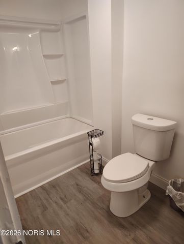 3233 Jeannette Avenue, Toledo, OH 43608