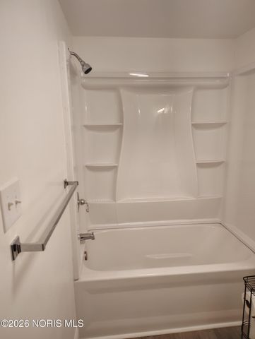 3233 Jeannette Avenue, Toledo, OH 43608