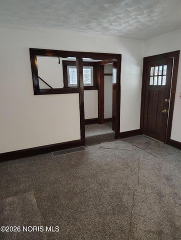 3233 Jeannette Avenue, Toledo, OH 43608