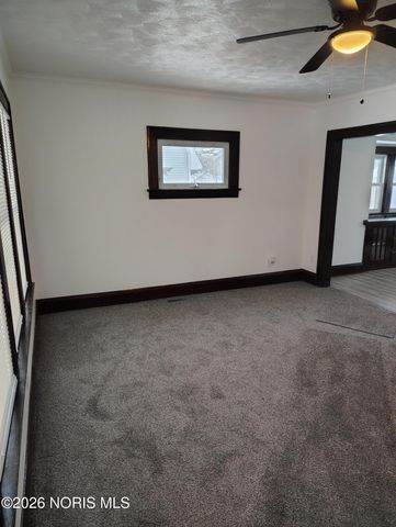 3233 Jeannette Avenue, Toledo, OH 43608