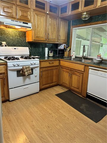 1096 S Hwy 59, Watts, OK 74964