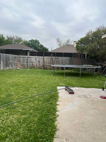 1650 Canterbury Lane, Lewisville, TX 75067