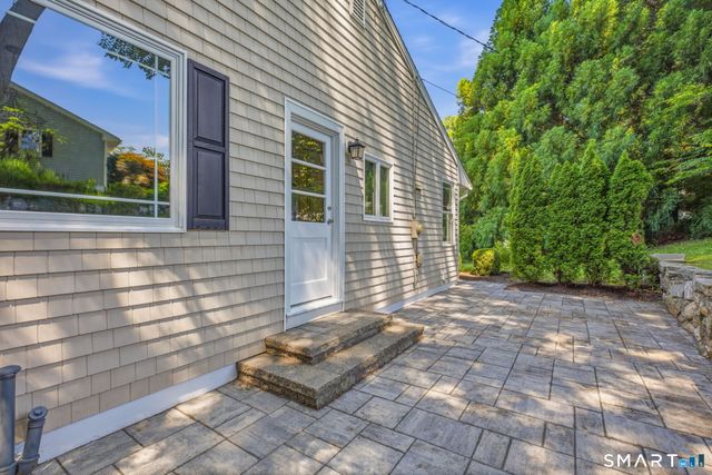 60 Arden Lane, Stamford, CT 06905
