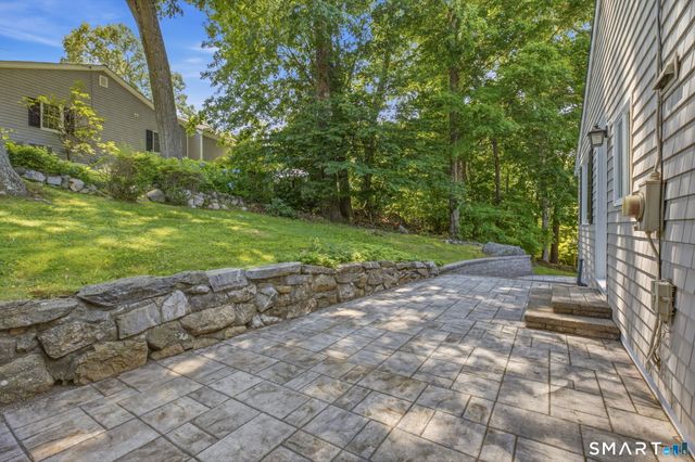 60 Arden Lane, Stamford, CT 06905