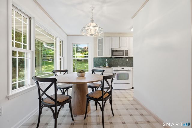 60 Arden Lane, Stamford, CT 06905