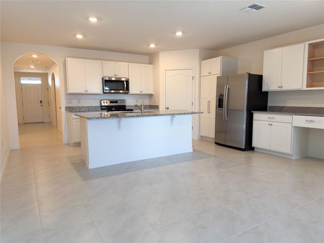 5739 GREY GRANITE WAY, Lakeland, FL 33811