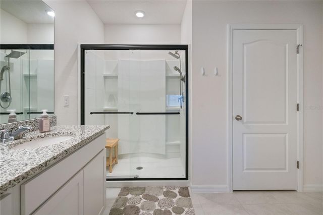 5739 GREY GRANITE WAY, Lakeland, FL 33811