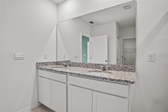 5739 GREY GRANITE WAY, Lakeland, FL 33811