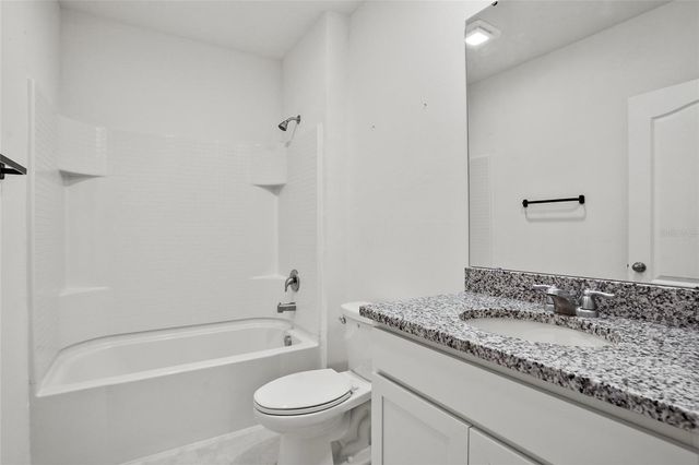 5739 GREY GRANITE WAY, Lakeland, FL 33811