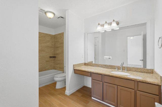 2910 Cocona Lane, Houston, TX 77073