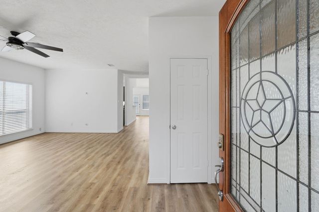 2910 Cocona Lane, Houston, TX 77073