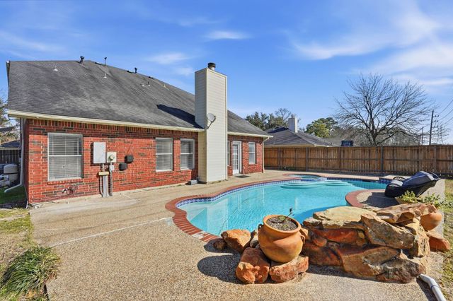 2910 Cocona Lane, Houston, TX 77073