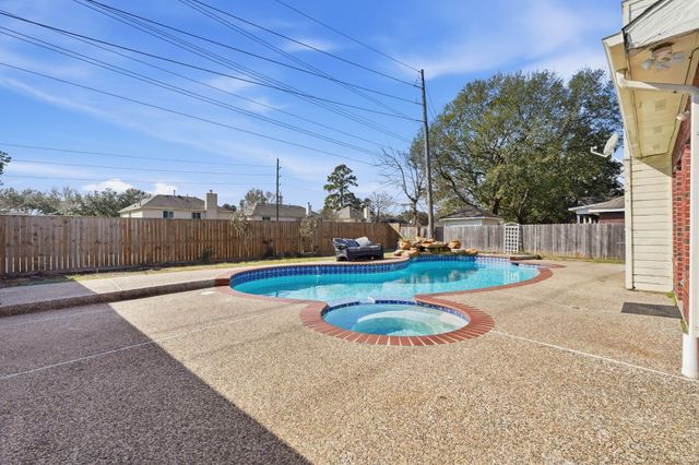 2910 Cocona Lane, Houston, TX 77073