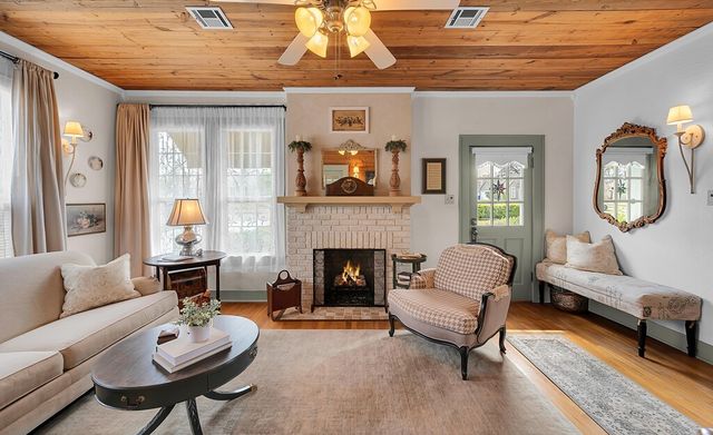 3027 Windsor Avenue, Waco, TX 76708