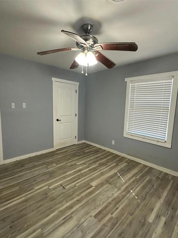 2309 Bradford Street, Orange, TX 77630