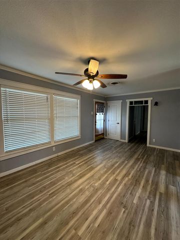 2309 Bradford Street, Orange, TX 77630