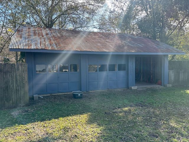 2309 Bradford Street, Orange, TX 77630