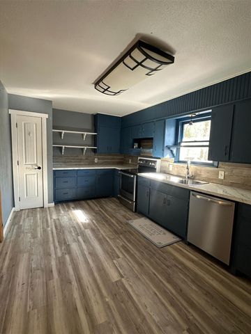 2309 Bradford Street, Orange, TX 77630