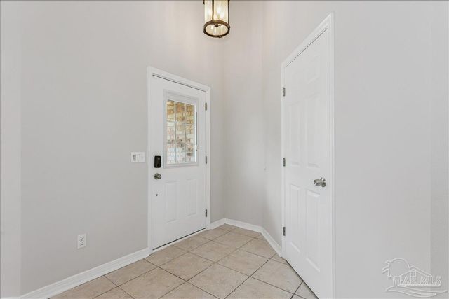 5966 Herlong Dr, Milton, FL 32570