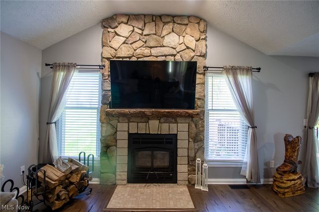3877 Dawley Road, Ravenna, OH 44266